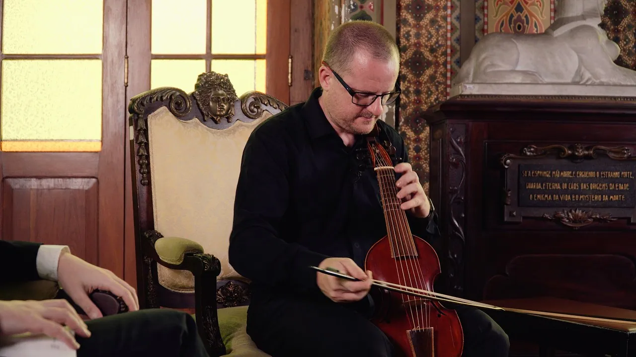 O Violoncelo – Instrumentos de Bach — 6